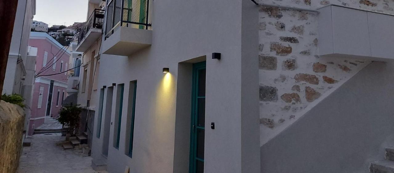 Ermoupolis Hidden Gems Apartment Exterior photo