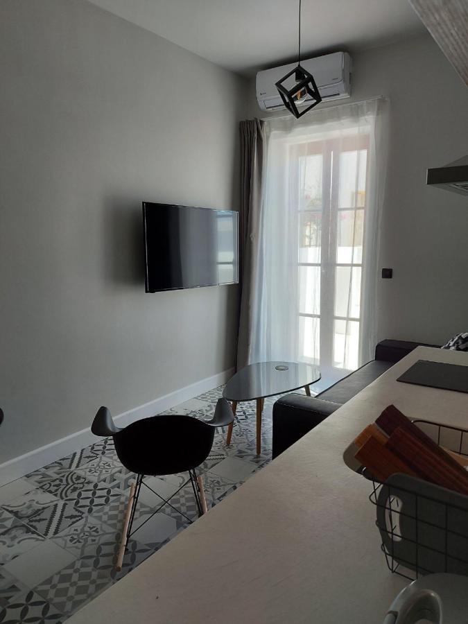 Ermoupolis Hidden Gems Apartment Exterior photo
