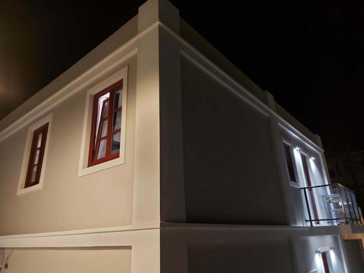 Ermoupolis Hidden Gems Apartment Exterior photo
